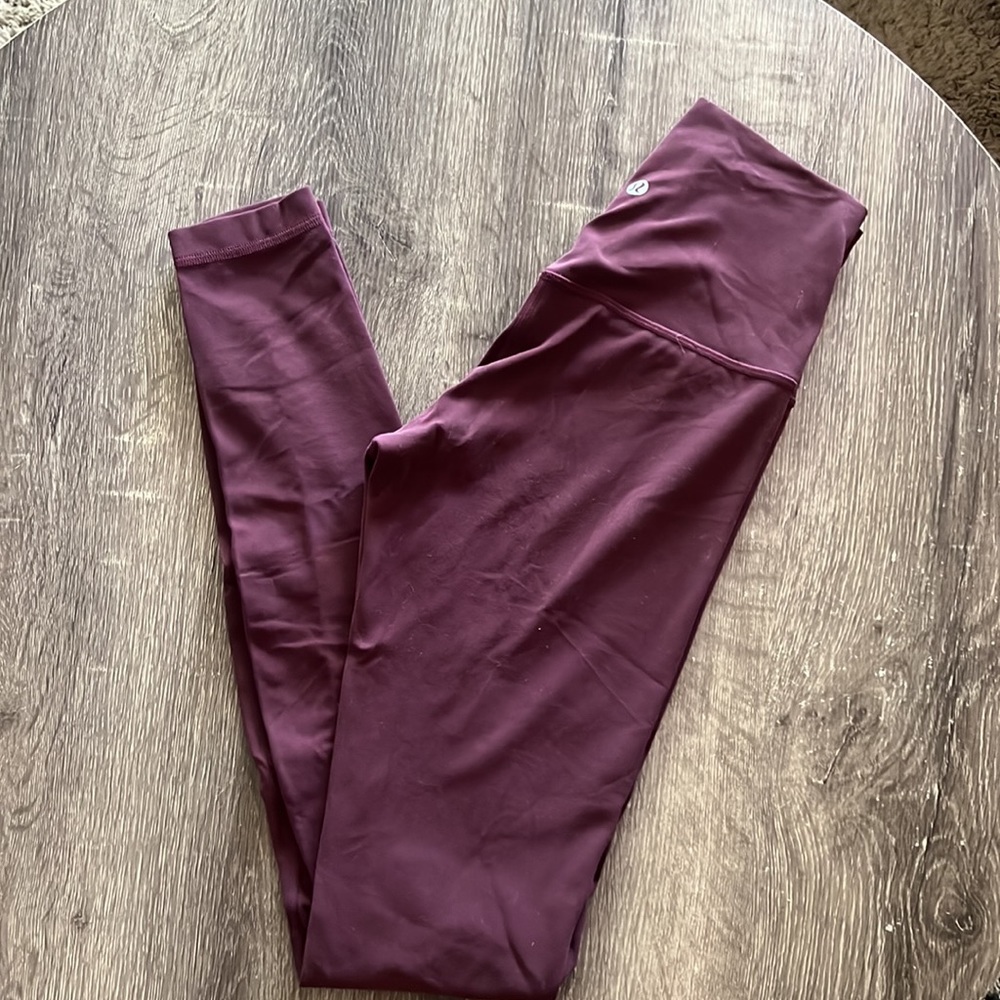 Lululemon plum legging